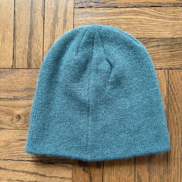 Bandit Running Merino Beanie - Picture 4 of 6